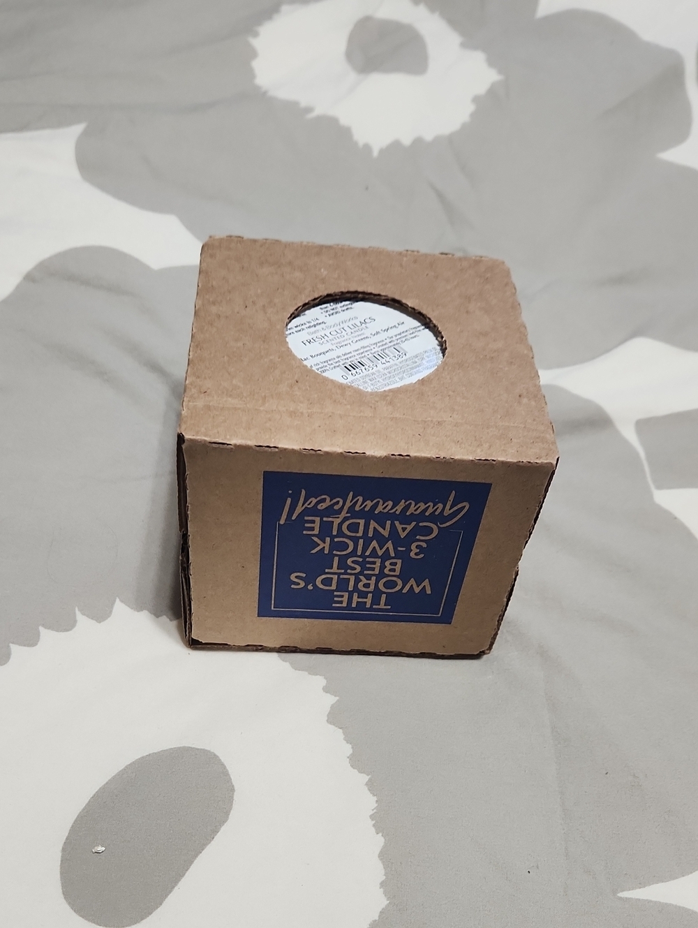 Bath & Body Works Fresh Cut Lilacs 3 - Whick Candle - Picture 4 of 5
